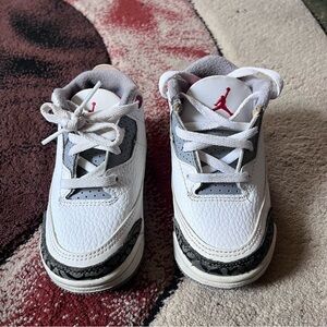 Kids size 7c Air Jordan Retro 3 Sneakers